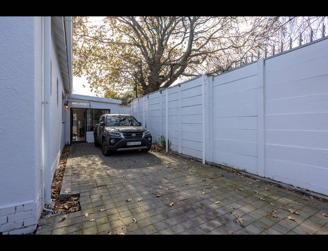 1 BEDROOM FLAT TO LET IN CLAREMONT